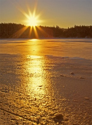 Walden in Winter "The sun is but a morning star." Henry Davis Thoreau